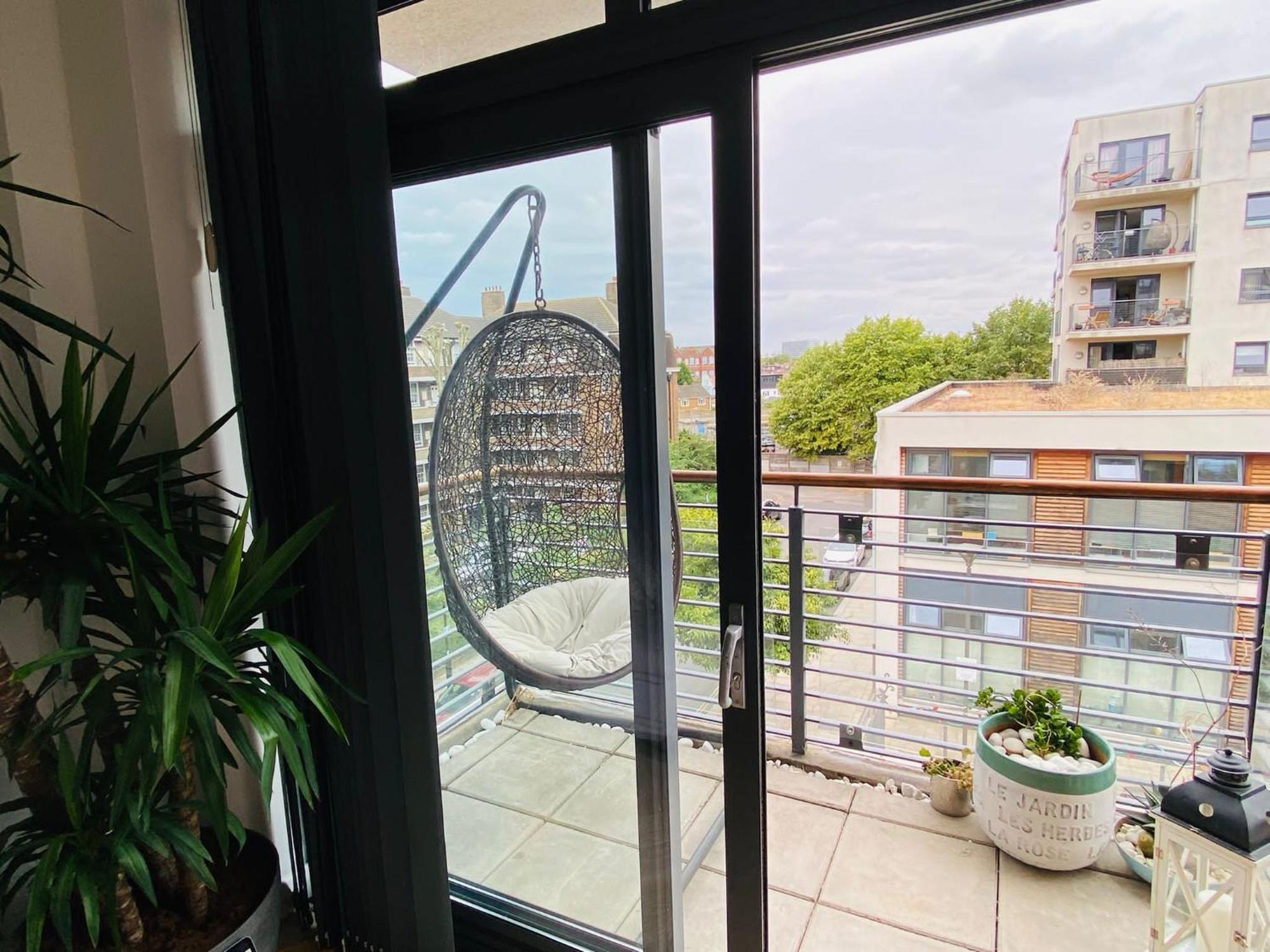Cosy 1 Bedroom Apartment With Balcony Near Chiswick Londra Exterior foto
